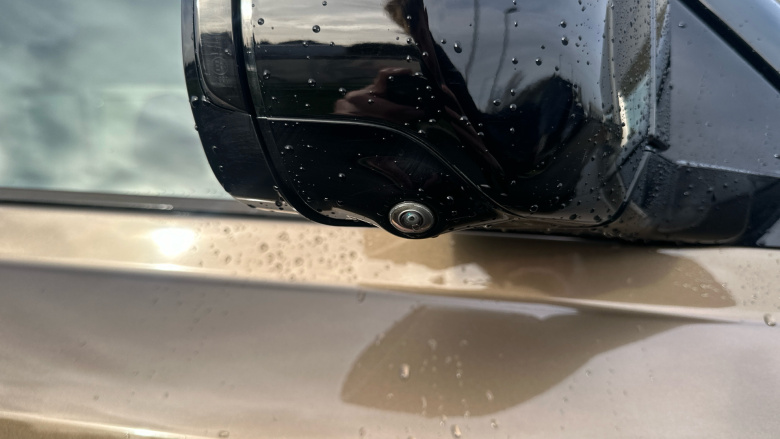 Land Rover Defender 3.0 D250 X-Dynamic SE 110 5dr Auto Diesel Estate